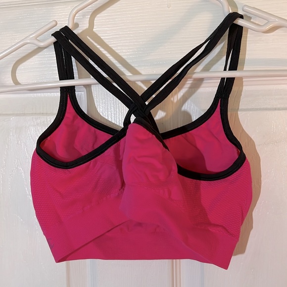 Champion Pink Large Sports Bra - Picture 2 of 2